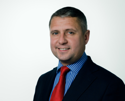 Steven Davies